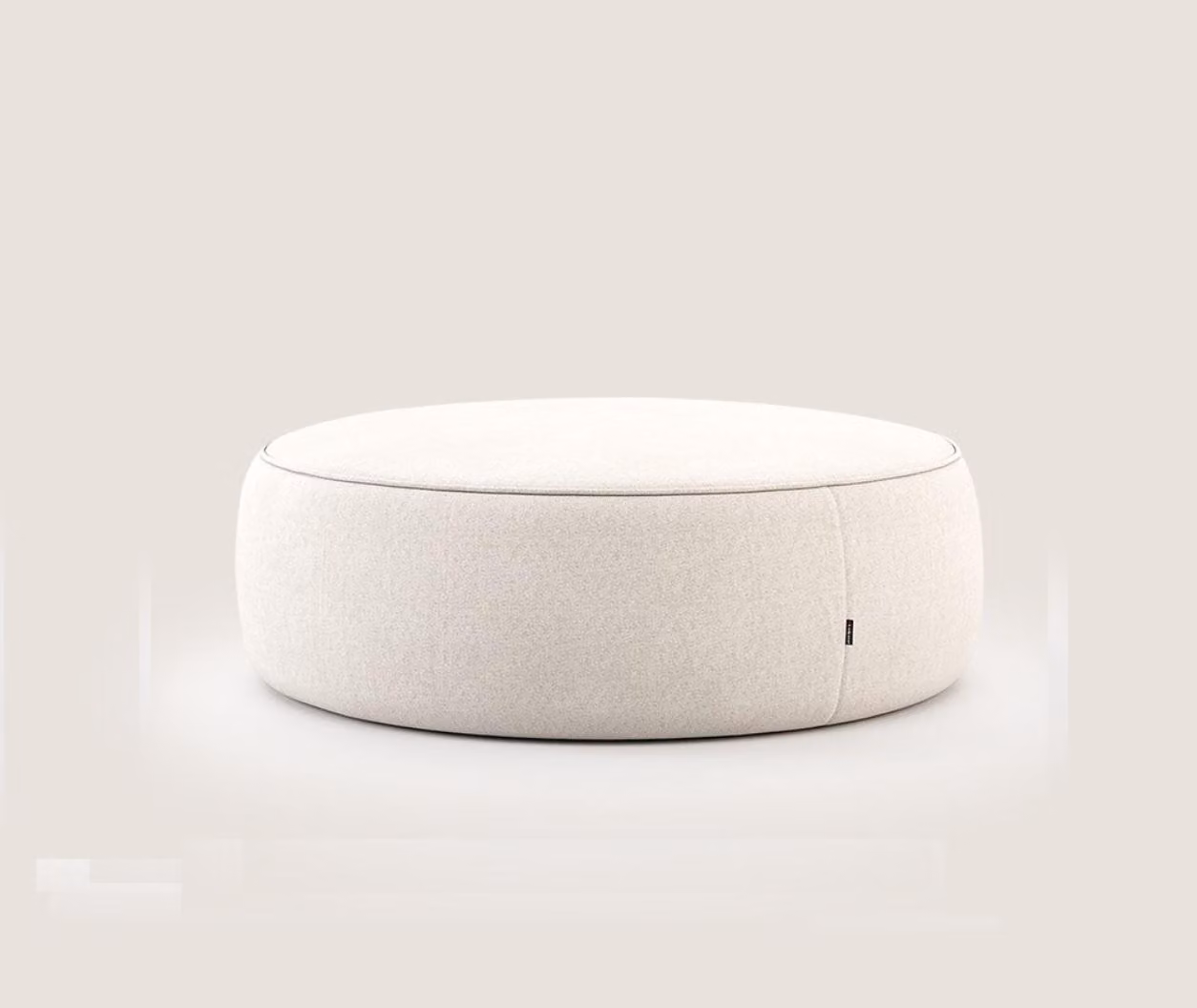 Weißer Luxus Polster Hocker Rundhocker Sitzmöbel Designer Stilvolle Möbel
