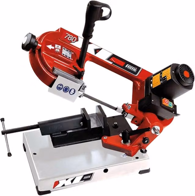 Segatrice a nastro 780 XL IPERBRIKO rossa con potenza di 850 W e lama da 1330 mm