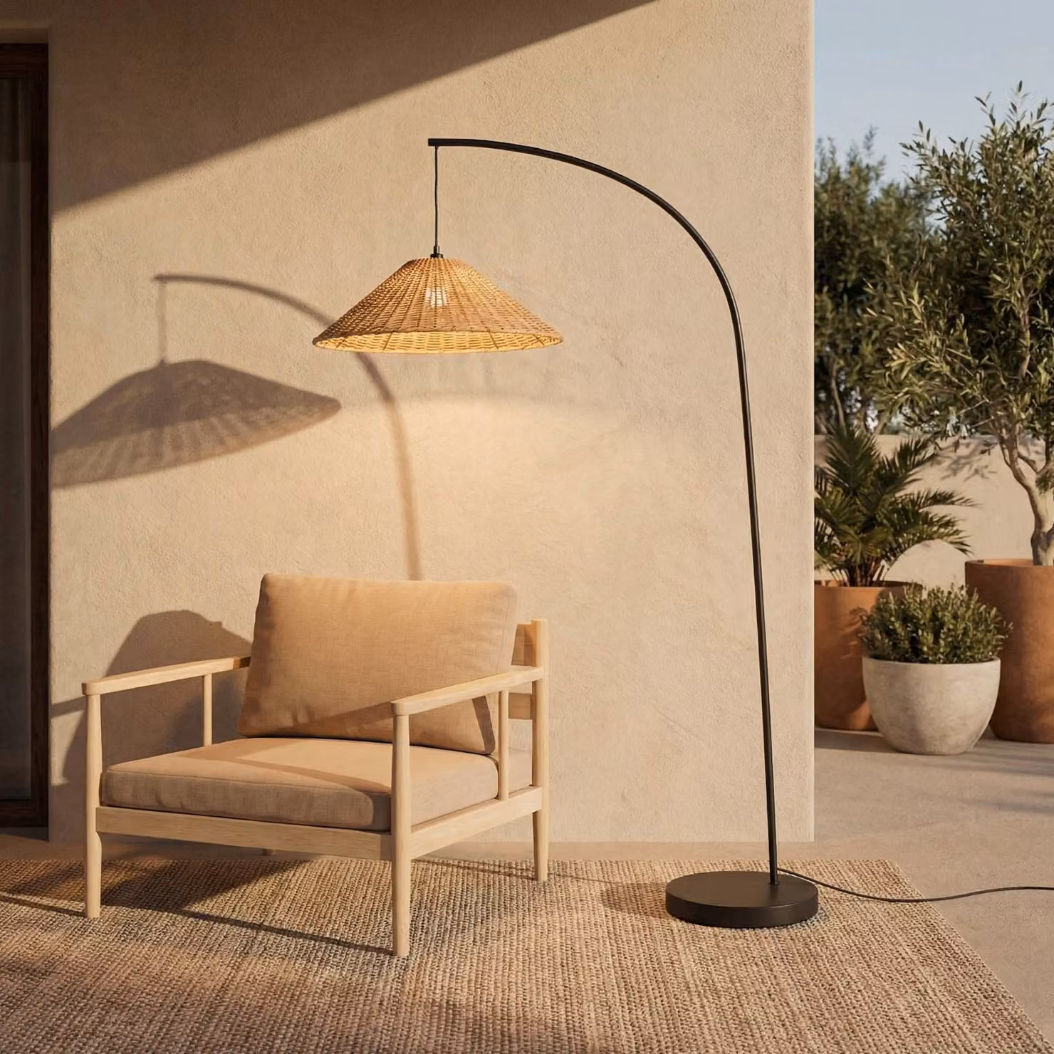 Lucande Lampada da terra esterno Taniola, conica, rattan, 195 cm, IP44 Taniola, Legno scuro, Legno, Campagna / Rustiche