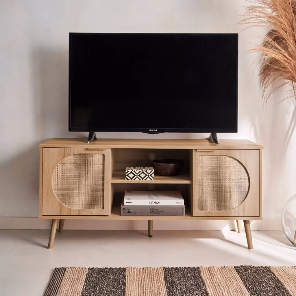 Mobile TV moderno Sweeek in legno e rattan marrone con canna arrotondata L: 120 cm, P: 39 cm, H: 56,5 cm – 2