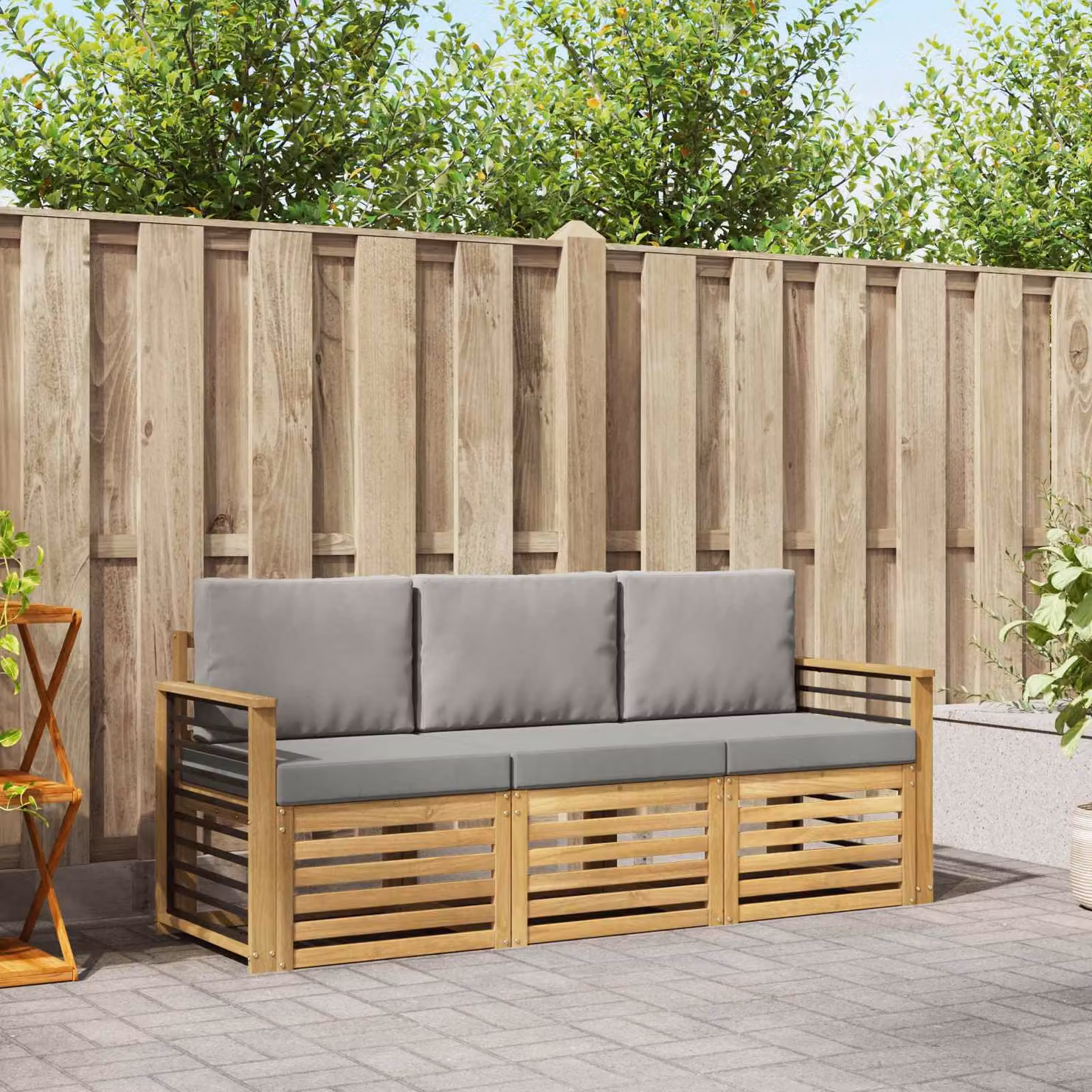 Set di divani da giardino vidaXL in legno di acacia con cuscini, Bianco e Grigio