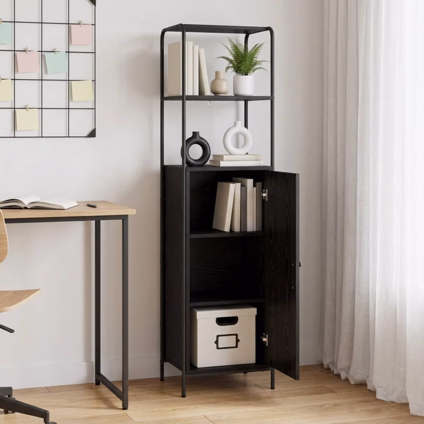 Credenza moderna vidaXL in legno e metallo nero con ante a battente L/P/H: 40 x 33 x 161 cm
