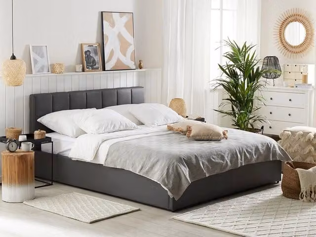 Letto contenitore Beliani in ecopelle grigia con base a sollevamento e testiera imbottita L/P: 180 x 200 cm