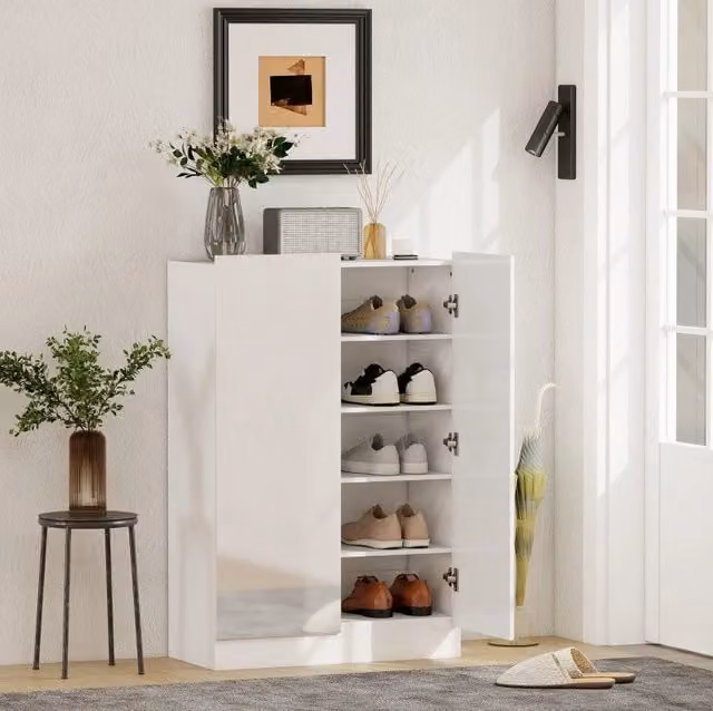Scarpiera bianca a 5 livelli con ante soft-close e ventilazione
