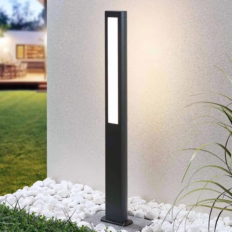 Lampioncino da giardino Mhairi Lucande, Alluminio / Grigio / Zincato, Alluminio, Moderno, Lampada LED da esterni