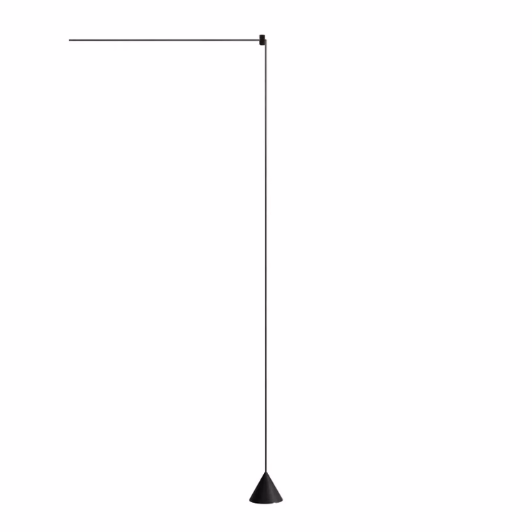 Karman Lampada da terra di design Filomena, dimmerabile, Nero, Soggiorno / Sala da pranzo, Metallo, Design, Lampada da terra
