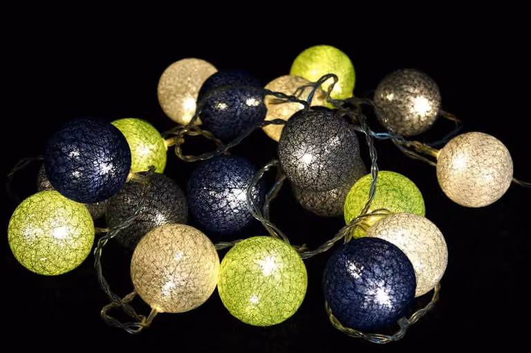 Catena di luci a LED, lunghezza 4,35 metri, 285 LED, fili di cotone, verde/blu/grigio