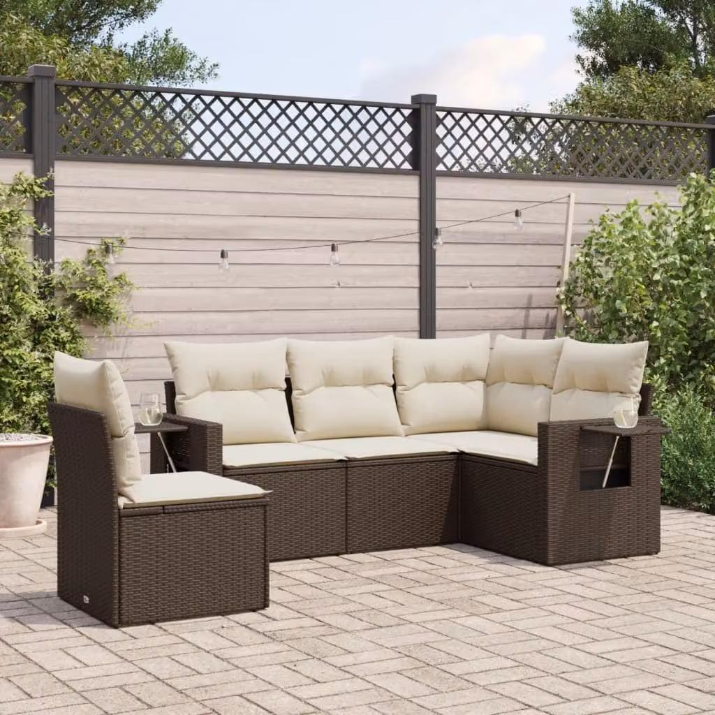 vidaXL Set Divano da Giardino a L 5 pz in Polyrattan Marrone con Cuscini e Tavolino – 1