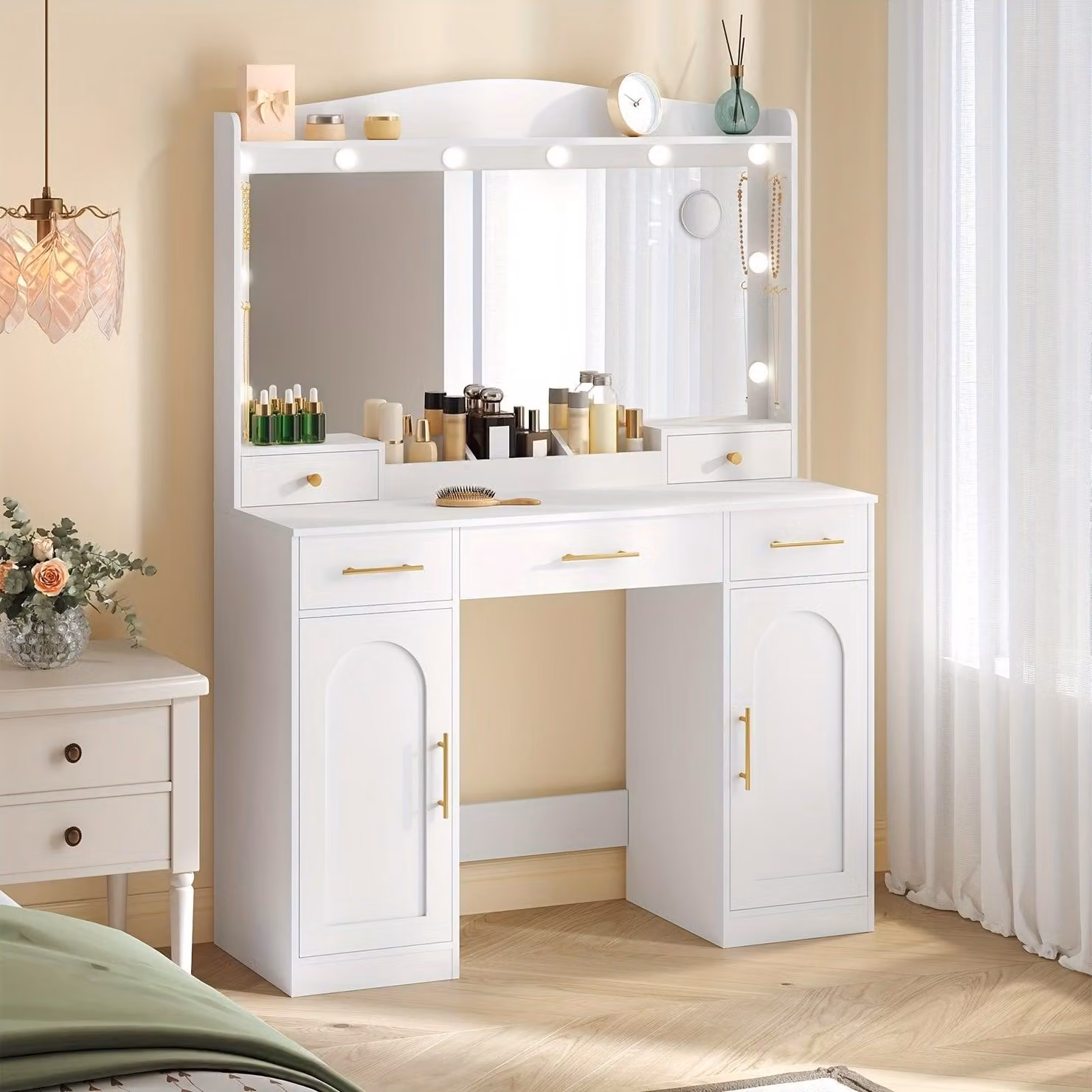 Comò con grande specchio e lampade a LED regolabili, di colore bianco