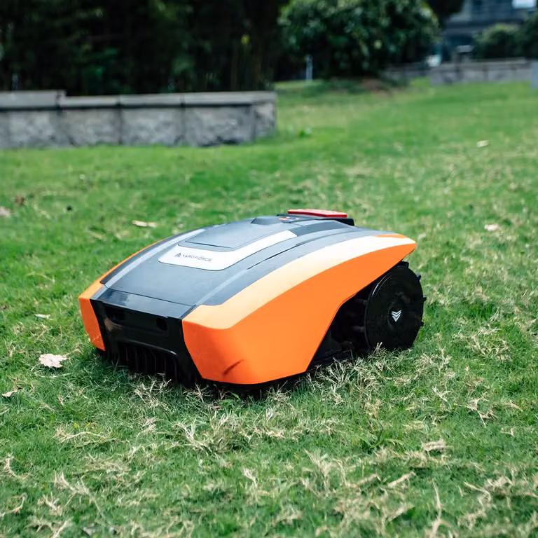 Yard FORCE EasyMow 260B Tosaerba robotizzato fino a 260 m² - Tosaerba robotizzato semovente, facile da usare, controllo tramite Bluetooth e app, pendenza massima del 30% e batteria agli ioni di litio da 20 V/2,0 Ah,