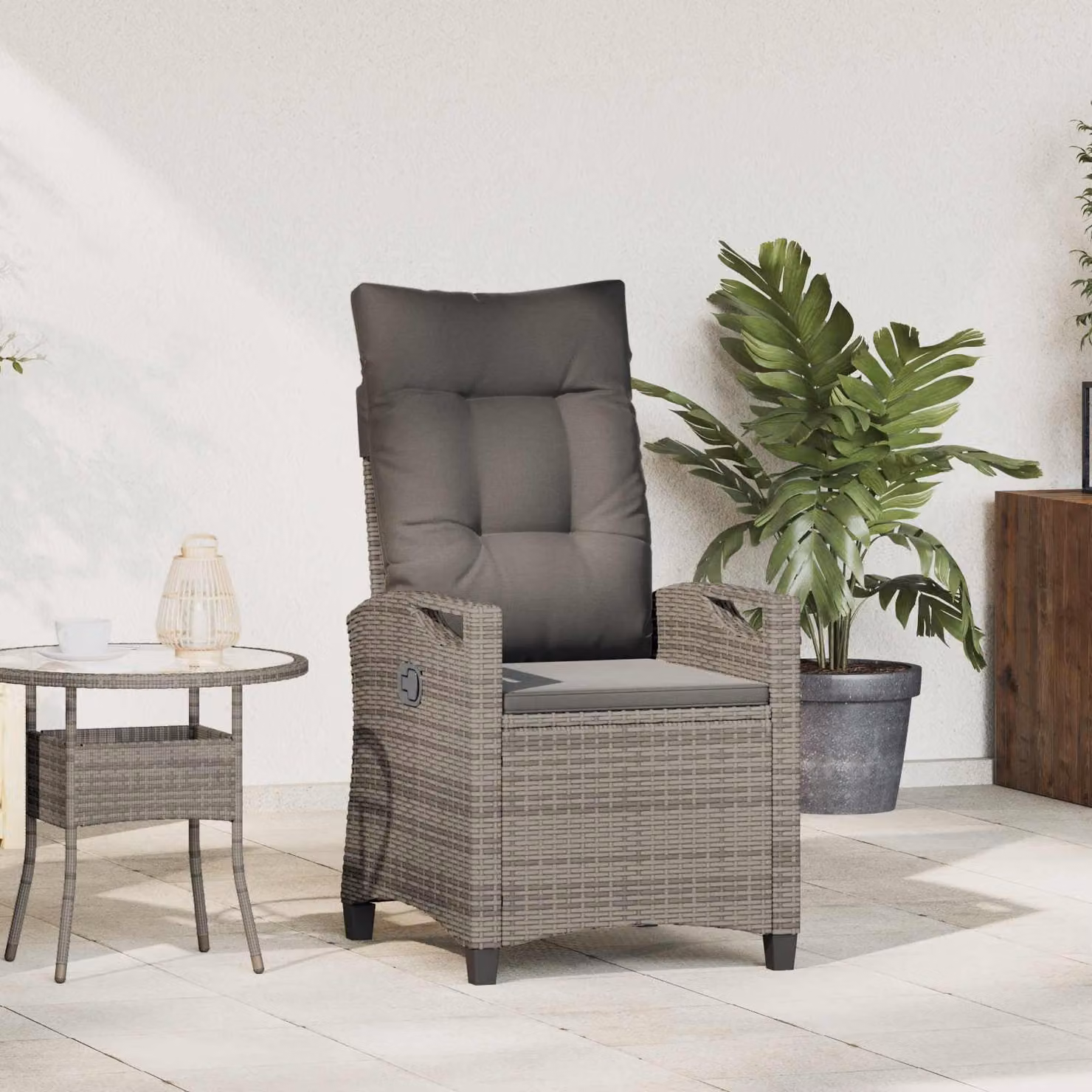 Sedia da giardino reclinabile vidaXL in polyrattan grigia con cuscini e braccioli – 1