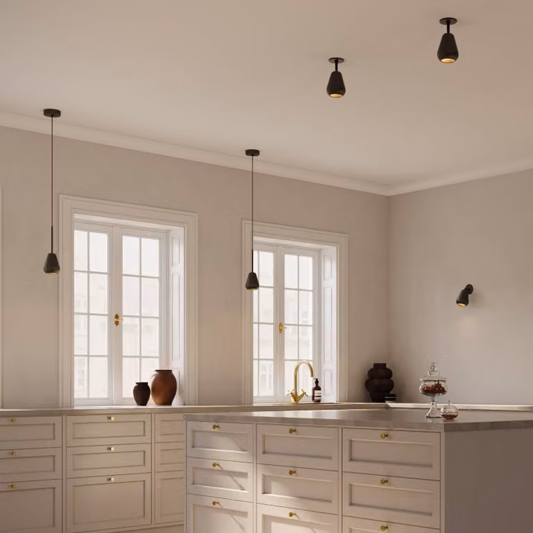 Nuura Aps Lampada a sospensione Anoli Spot, dimmerabile, Nero, Soggiorno / Sala da pranzo, Metallo, Scandinavo, Lampada a sospensione