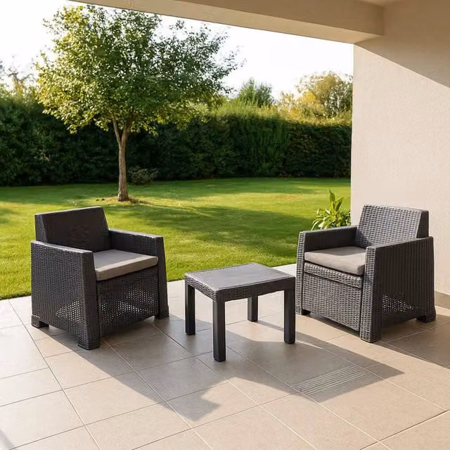 Set Salotto da Esterno Rosta DMORA con Divano a 2 Posti e Tavolino, Grigio Antracite – 1