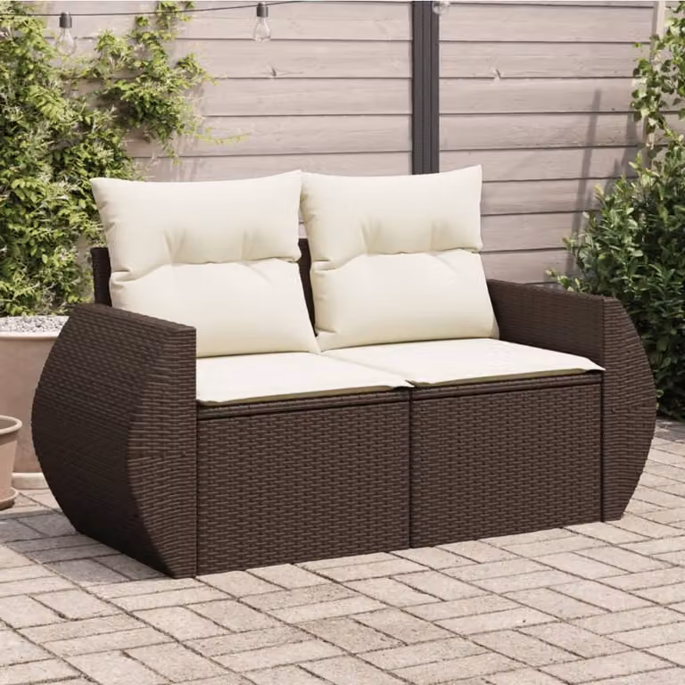 vidaXL Divano da Giardino a 2 Posti in Polyrattan Marrone e Bianco con Cuscini Imbottiti e Coperture Rimovibili