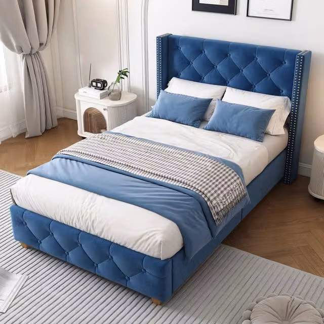 Letto imbottito 90x200 cm con testiera e rete; bottoni e borchie; velluto blu (Senza materasso)