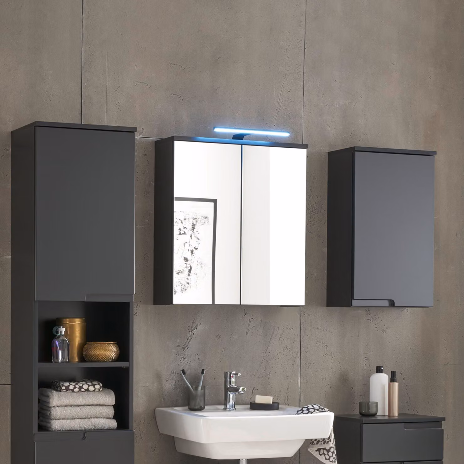 Armadietto a specchio per bagno >Spice< in nero opaco - 60x67x20 (LxAxP)