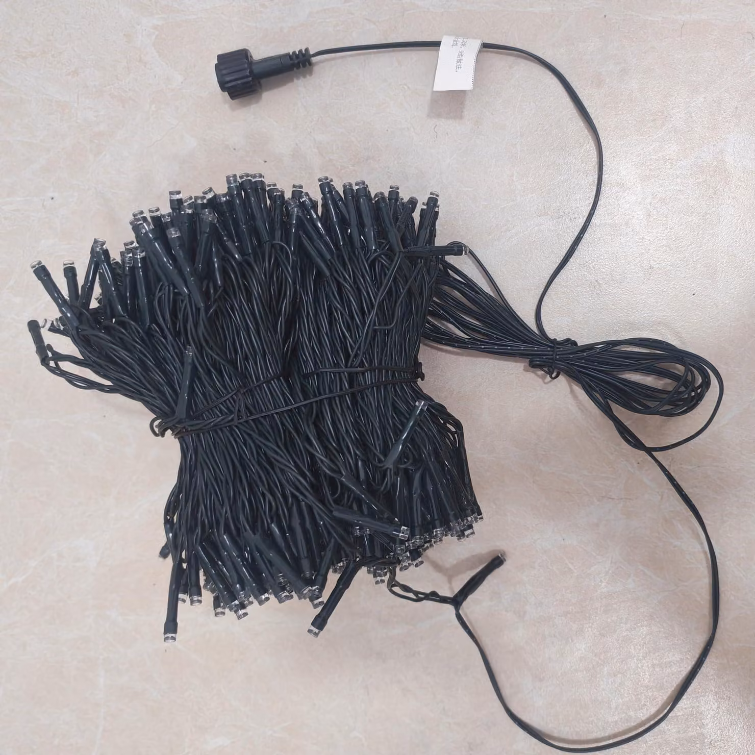 Catena luminosa da 60 metri, multicolore, alimentata a batteria