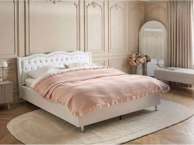 Letto Beliani in Ecopelle Bianco con Struttura Imbottita, Poggiatesta con Bottoni in Cristallo e Base a Sollevamento, L/P/H: 160 x 200 x 92 cm – 1