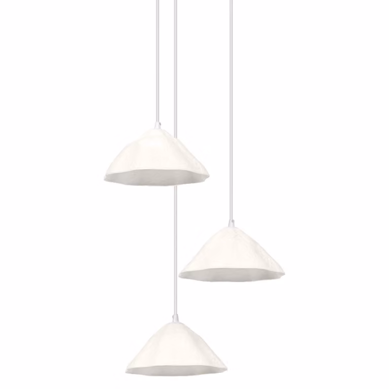 Lampada a sospensione LEDVANCE bianca a 3 luci, con decorazioni a forma di foglia di loto, realizzata in metallo e cartapesta. Attacco E14, lunghezza 1562 mm. Paralume realizzato con materiali riciclati. Installazione semplice