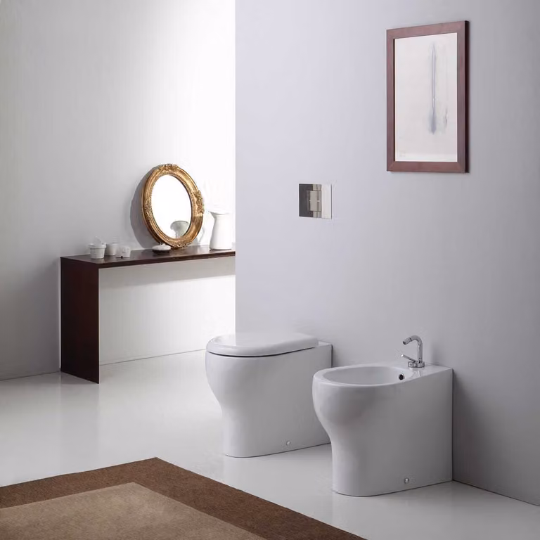 Sanitari bagno a terra scarico traslato design moderno modello soave