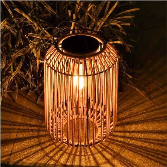 Lanterne solari per esterni - Grande lampada in rattan - Faretto solare per balcone - terrazza - Illuminazione per esterni - Classe energetica D