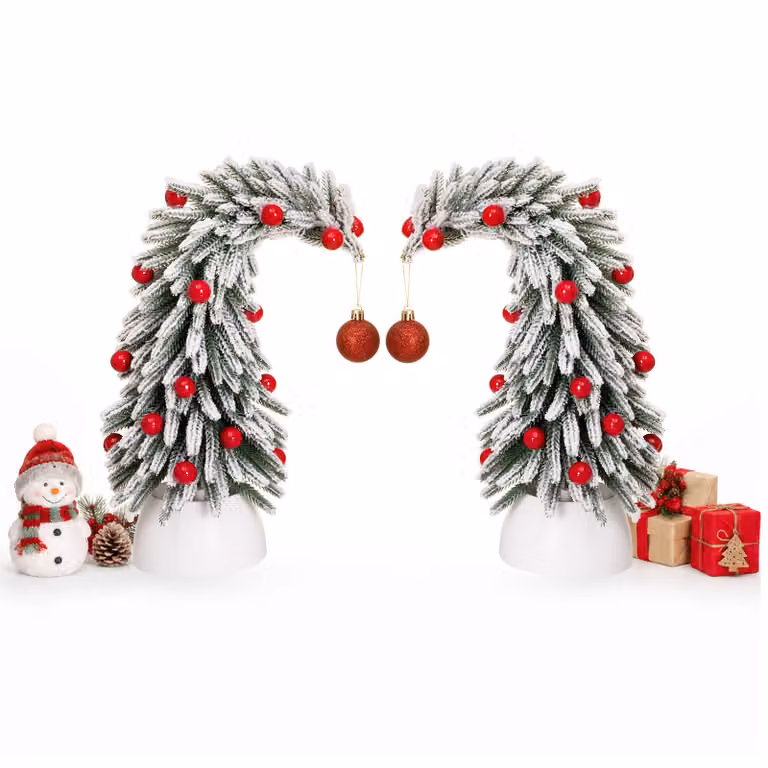 Albero di Natale artificiale, mini albero di Natale alto 35 cm, decorato con bacche rosse. Ideale come decorazione per la tavola, per davanzali, comodini e per l'arredamento della zona living, per un tocco festivo