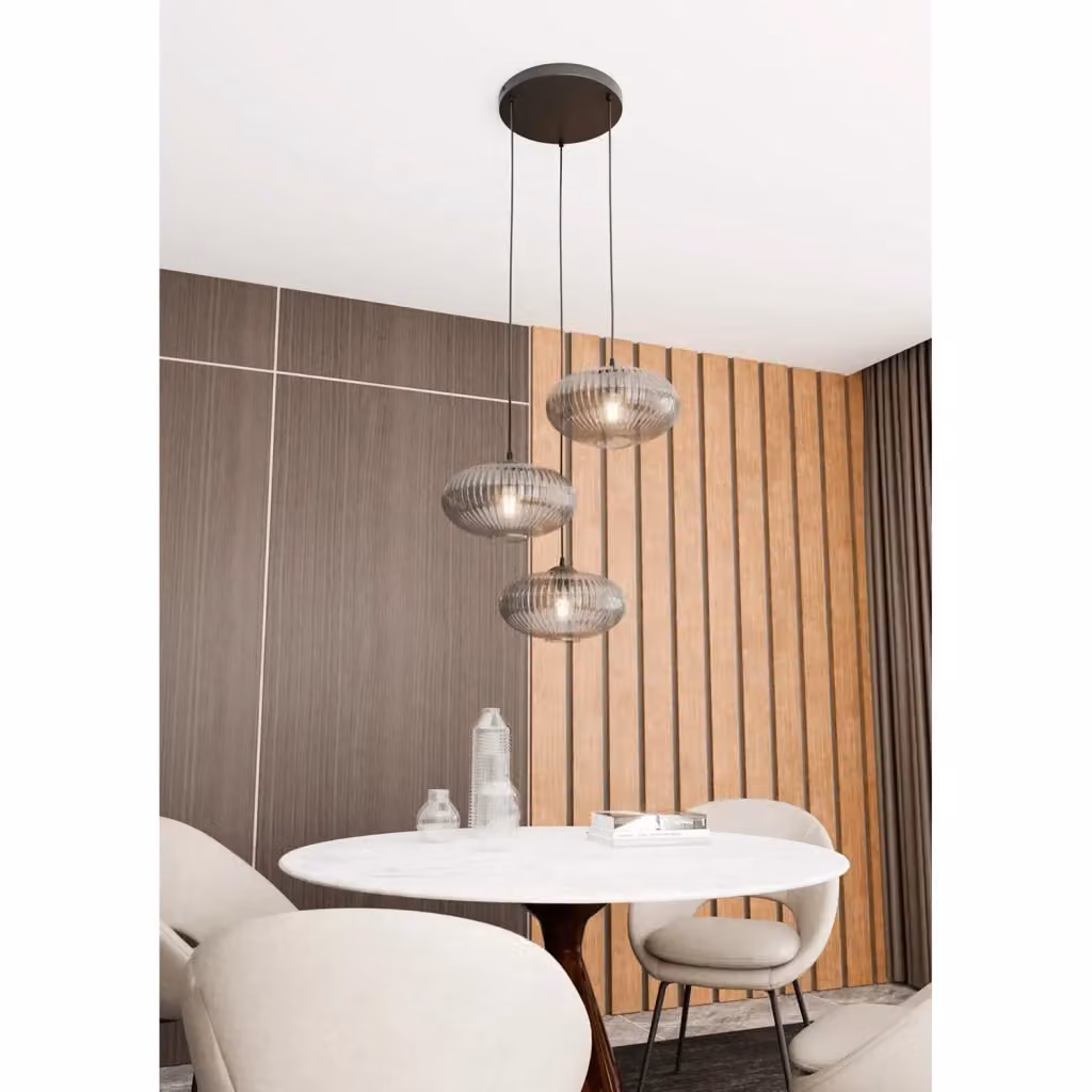 Lampadario a sospensione Suchos Luceart-Classic con 3 luci, base tonda in acciaio nero e paralumi plissettati in vetro fumè grigio – 2