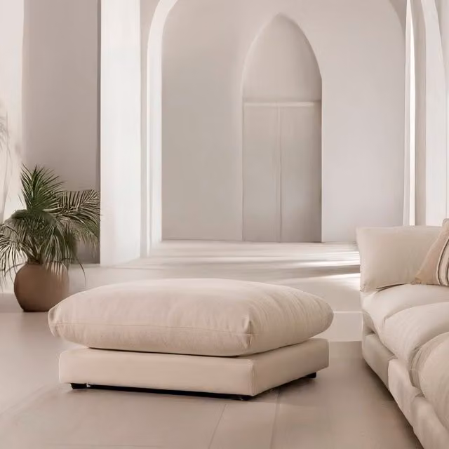 Pouf quadrato Banak Tokio beige con struttura in legno e rivestimento in tessuto L/P/H: 40 x 40 x 40 cm