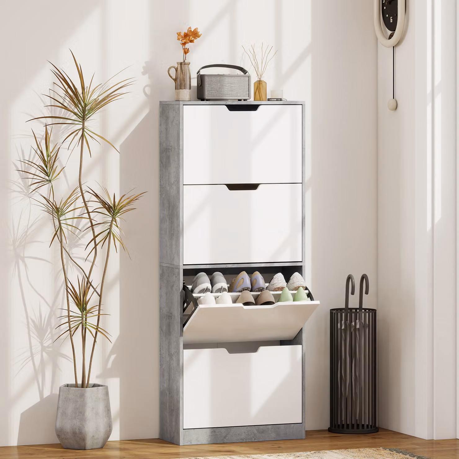 Scarpiera Moderna HOMCOM a 4 Ante per 16 Paia di Scarpe, Grigio Cemento, L: 62.5 cm, P: 26 cm, H: 156 cm – 2