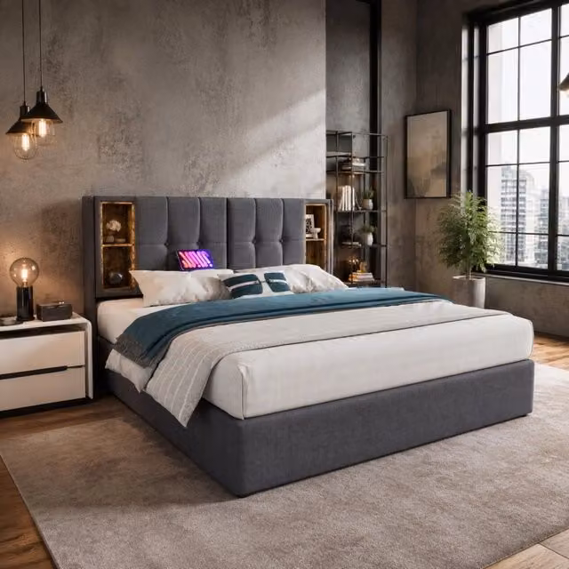 Letto matrimoniale 140x200 cm con ricarica wireless e porte USB, struttura imbottita in cotone grigio con contenitore e rete a doghe in legno