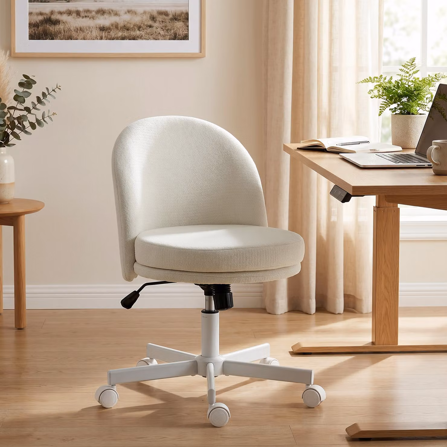 Sedia da ufficio HOMCOM moderna in tessuto bianco crema, girevole a 360 gradi con regolazione in altezza e funzione dondolo – 2