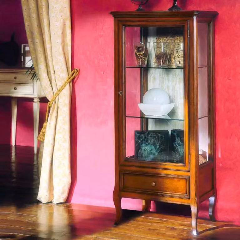Vetrina classica in legno con porta in vetro e cassetto Mobili 2G finitura Bassano L: 60 cm, P: 40 cm, H: 175 cm