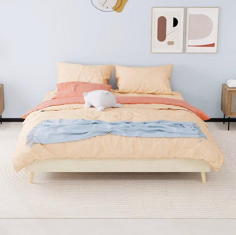 Letto matrimoniale moderno MODFU con testiera geometrica e rivestimento in tessuto beige L/P: 160 x 200 cm