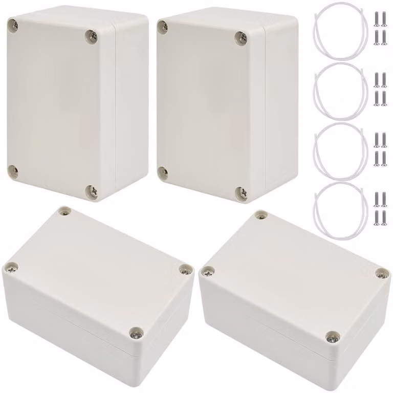 4 scatole di derivazione, con grado di protezione IP65 (resistenti all'acqua), dimensioni 100 x 68 x 50 mm