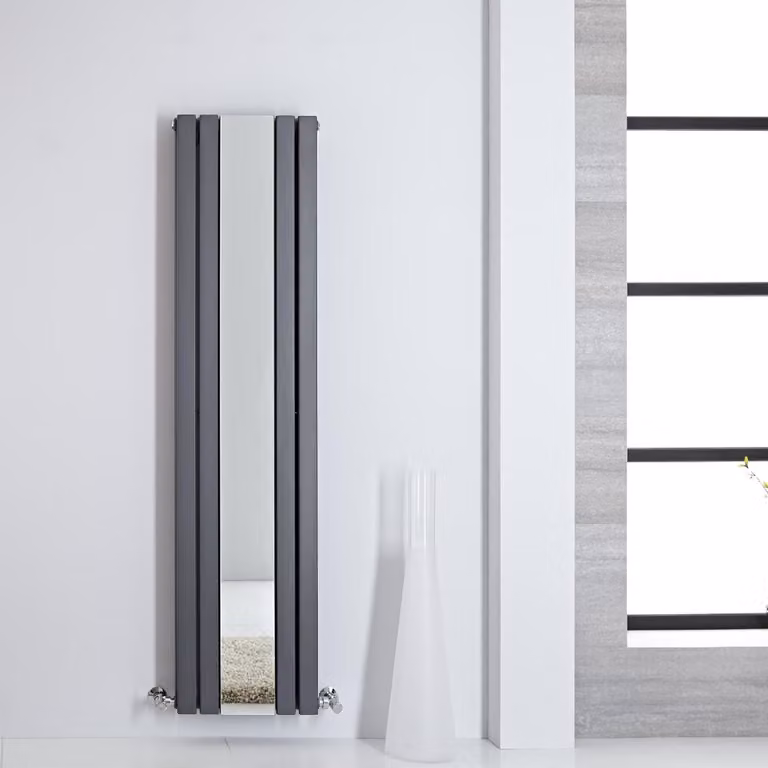 Radiatore Verticale Design Antracite con Specchio 1600x385mm 960W - Stile Moderno - Salvaspazio - Sloane