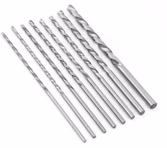 Set di punte da trapano a spirale composto da 8 pezzi in acciaio ad alta velocità, per trapani avvitatori destri, ideale per forare con una profondità da 4 a 10 mm, completo di cacciavite
