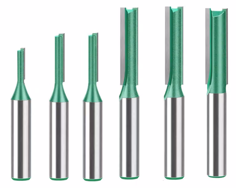 6 frese per legno, inclusa una fresa dritta e una fresa a scanalatura, con diametri da 3 mm a 8 mm