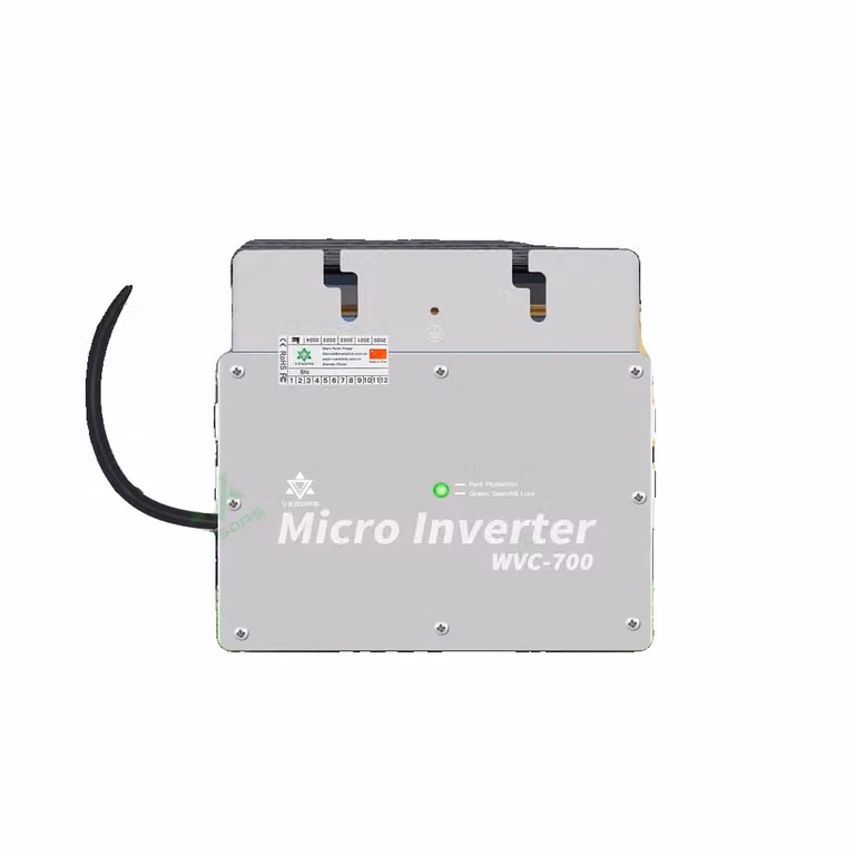 Microinverter solare 700W, impermeabile IP65, efficiente controllore MPPT, 22-50VDC
