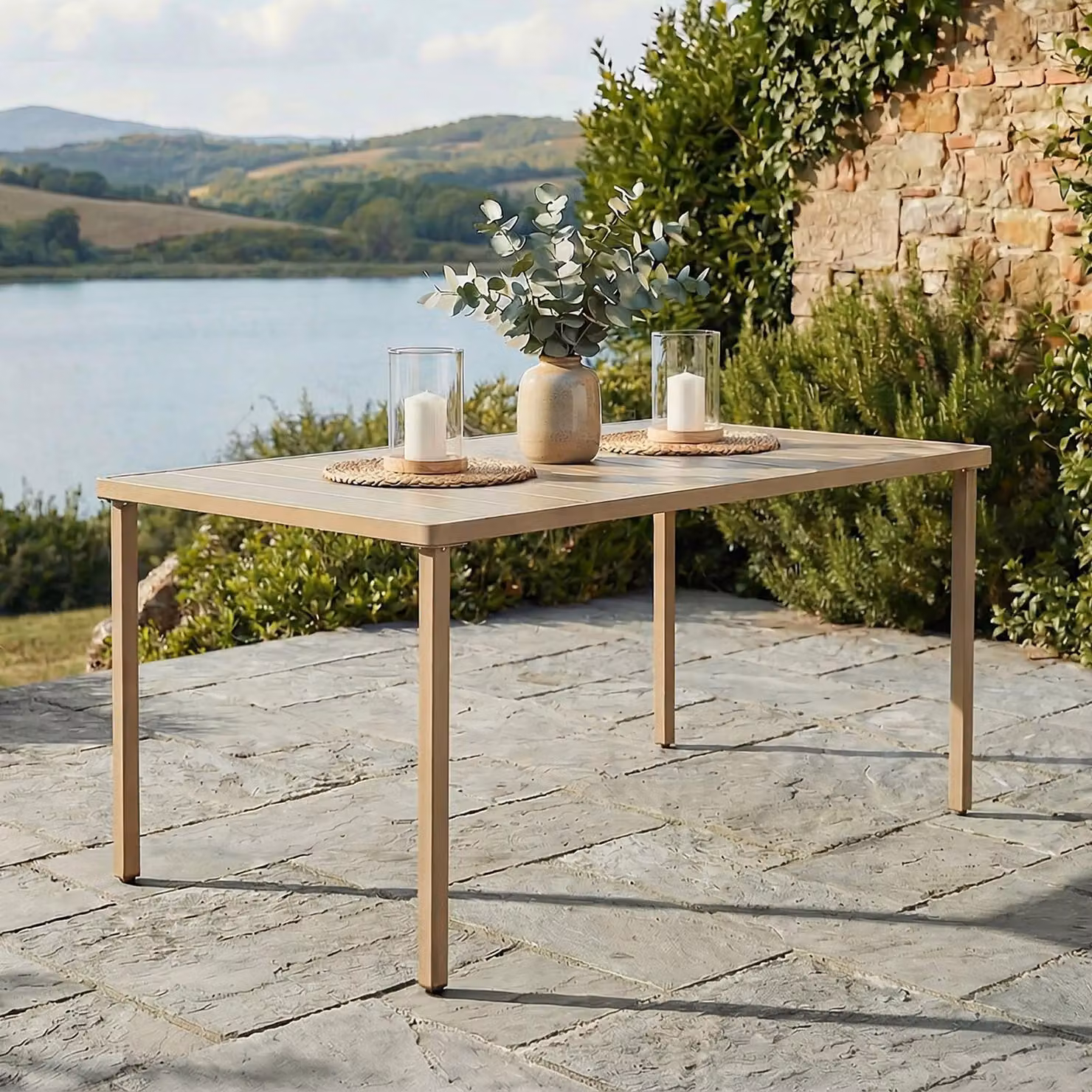 Tavolo da giardino AZALEA 140x80 cm, champagne - Tavolo da esterno resistente alle intemperie per giardino, balcone e terrazza, tavolo da terrazza per 6 persone, tavolo stabile e di facile manutenzione per esterni