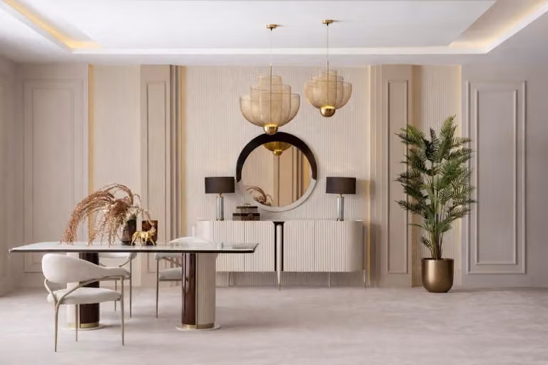 Elegante set da pranzo con tavolo e sedie, consolle con specchio