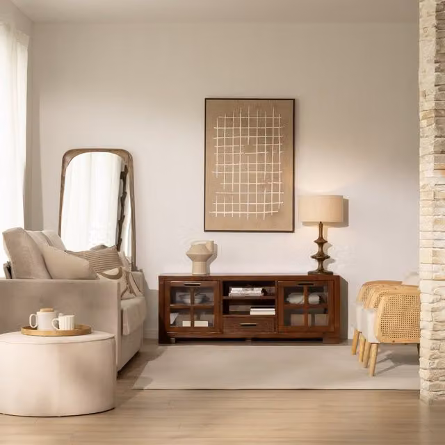 Mobile TV Kenia Banak in legno massello di mindi colore teak con dettagli in vetro e finitura opaca
