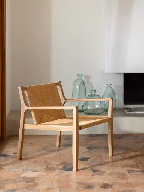 Paros poltrona lounge in legno di quercia e corda beige con braccioli Kenay Home
