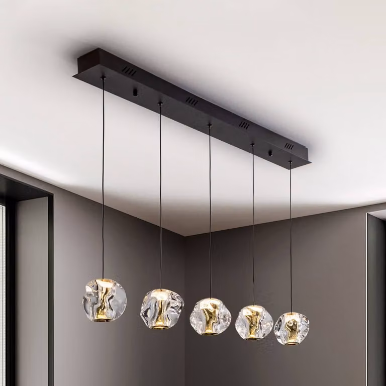Schuller Valencia Lampada LED a sospensione Zaria, 5 luci, nera, trasparente, metallo, acrilico dimmerabile, Nero, Soggiorno / Sala da pranzo, Plastica