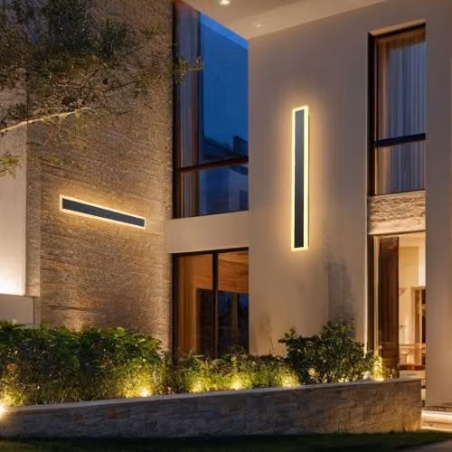 Set di 2 Applique da Parete VEVOR per Esterni, LED 8W, Luce Omnidirezionale Bianco Caldo 3000K, Impermeabile IP65, Moderna per Giardino e Veranda