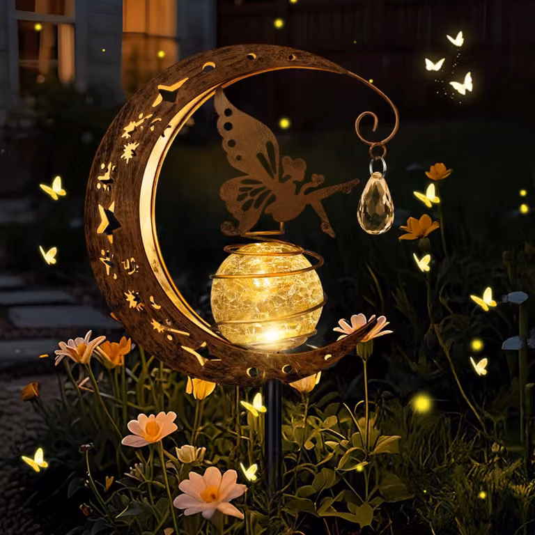 Lampada solare da giardino a forma di fata, con sfera di vetro, luce bianco caldo, grado di protezione IP65, realizzata in metallo