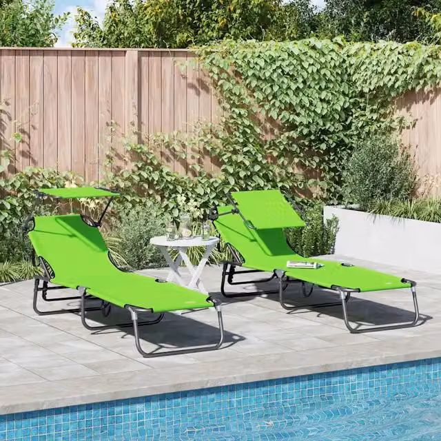 Set di 2 lettini prendisole pieghevoli vidaXL verdi con parasole e poggiatesta regolabile in acciaio e tessuto per giardino e terrazza