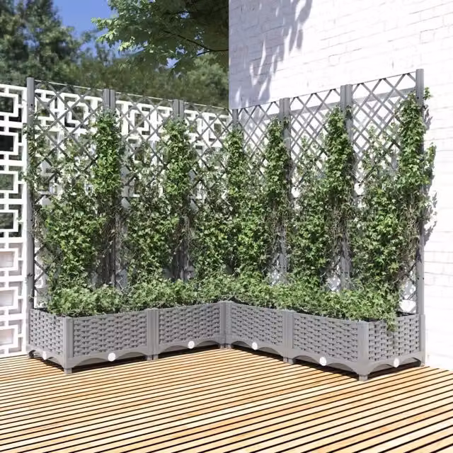 Fioriera da giardino con graticcio Design Mania per piante rampicanti, colore grigio chiaro, L/P/H: 120 x 120 x 121,5 cm – 1