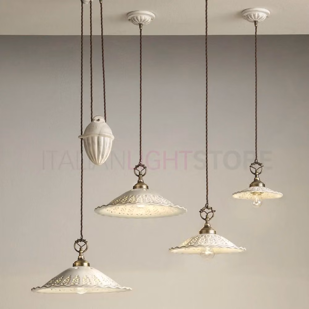 Lampada a sospensione MERLETTO MATT di Ceramiche Borso in ceramica traforata color bianco e ottone, Ø 21 cm – 2