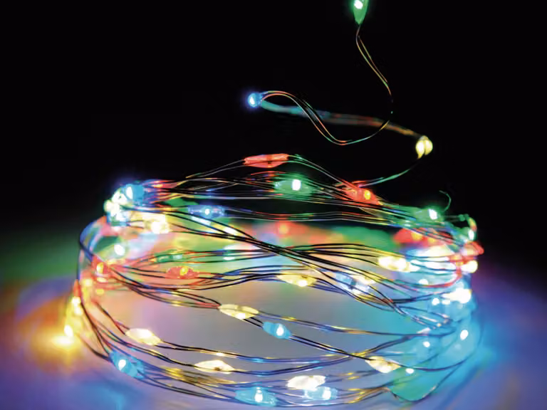 Catena luminosa a LED con filo d'argento, 20 LED, multicolore, alimentazione a batteria, per uso interno, lunghezza 1 metro, con timer