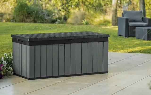 Cassapanca da esterno Montmagny DMORA, Baule e Panchina da giardino Verde, L 143 x P 65 x H 64 cm – 1
